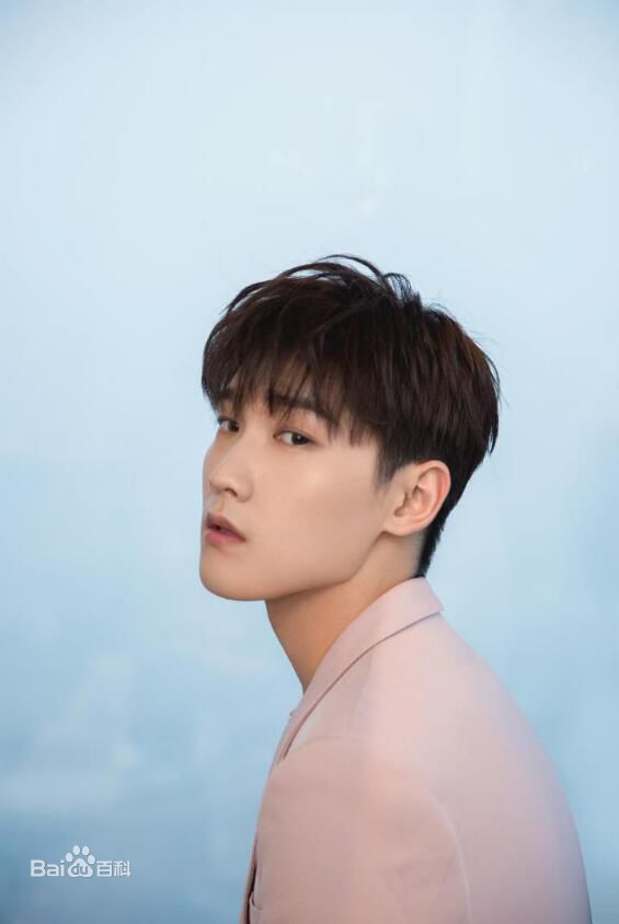 邢昭林活动性感图片壁纸