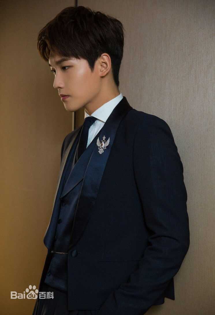 邢昭林前后照片