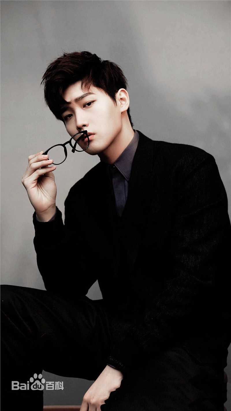 邢昭林前后照片