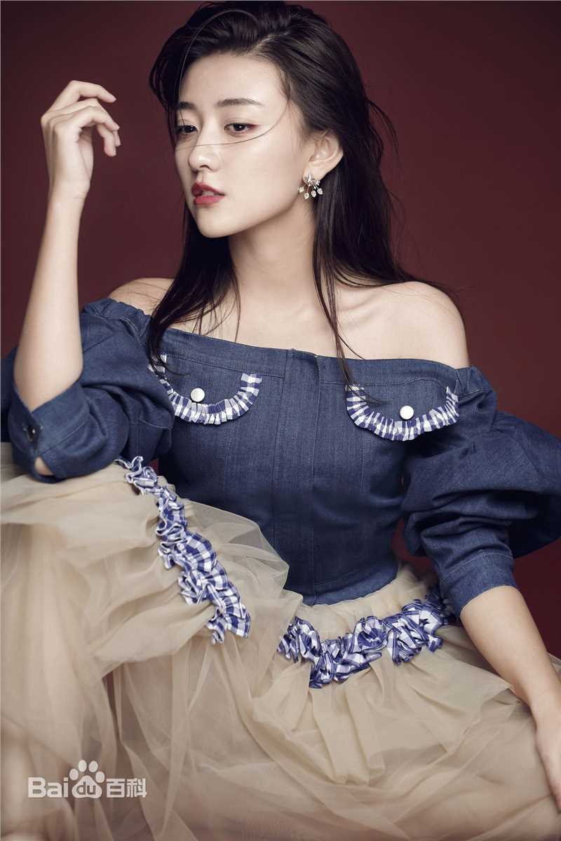 梁洁最新杂志图集