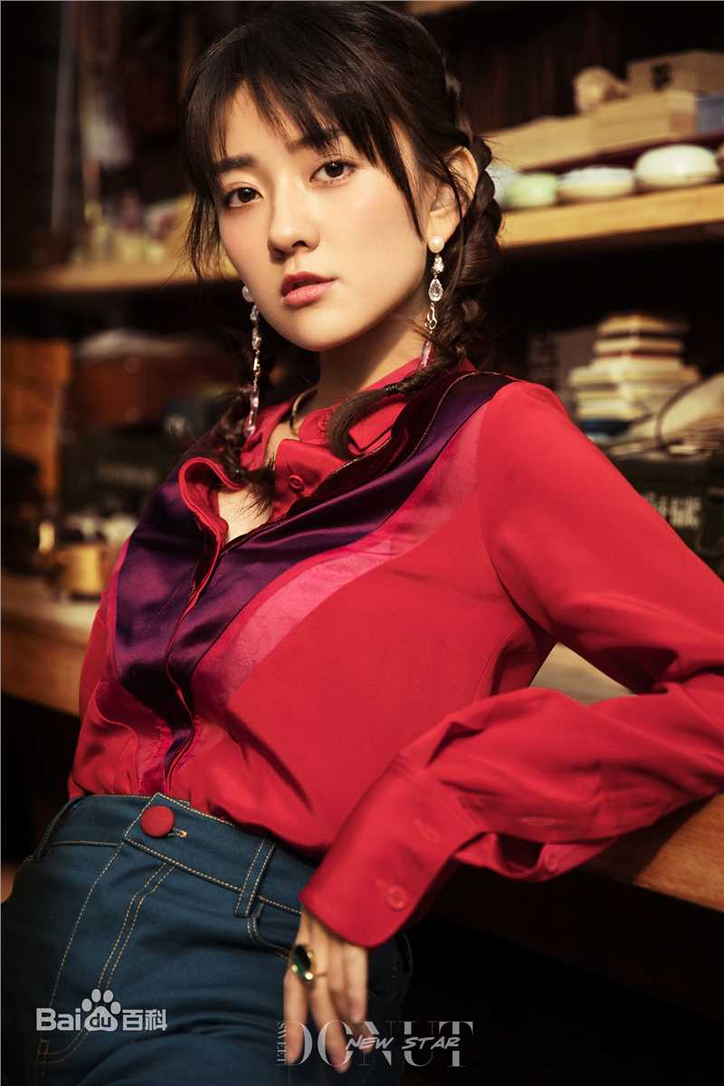 梁洁甜麦圈前后照片