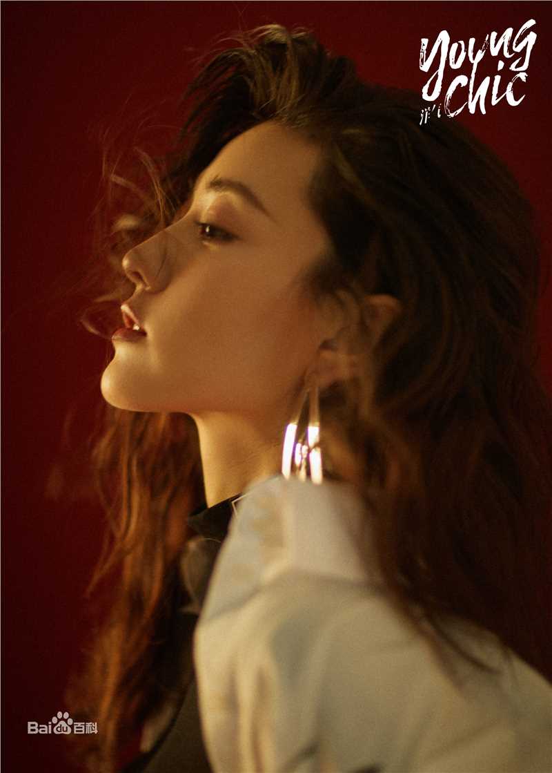 梁洁洋气生活照相册