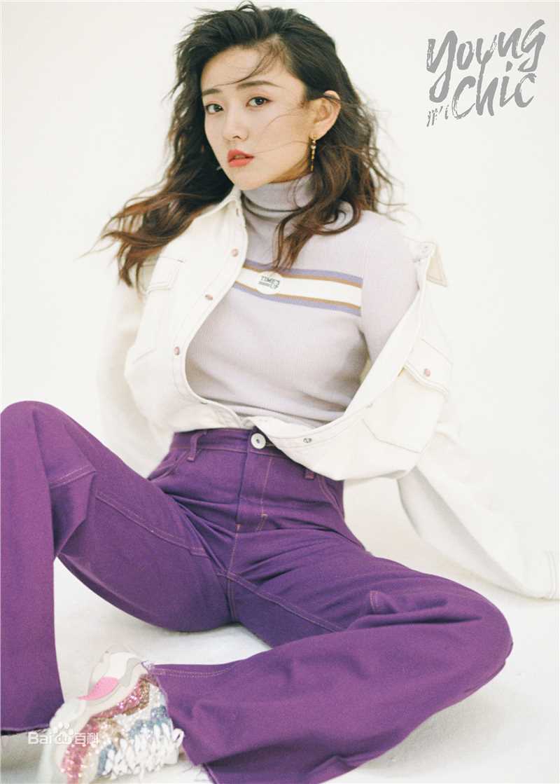 梁洁洋气生活照相册