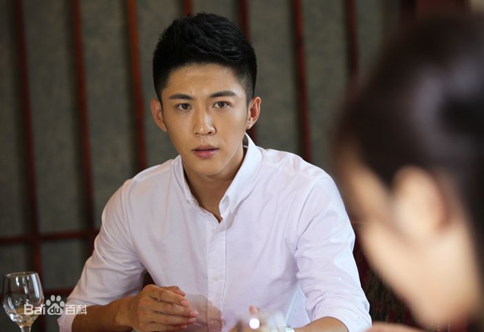 陶思源现代戏前后照片