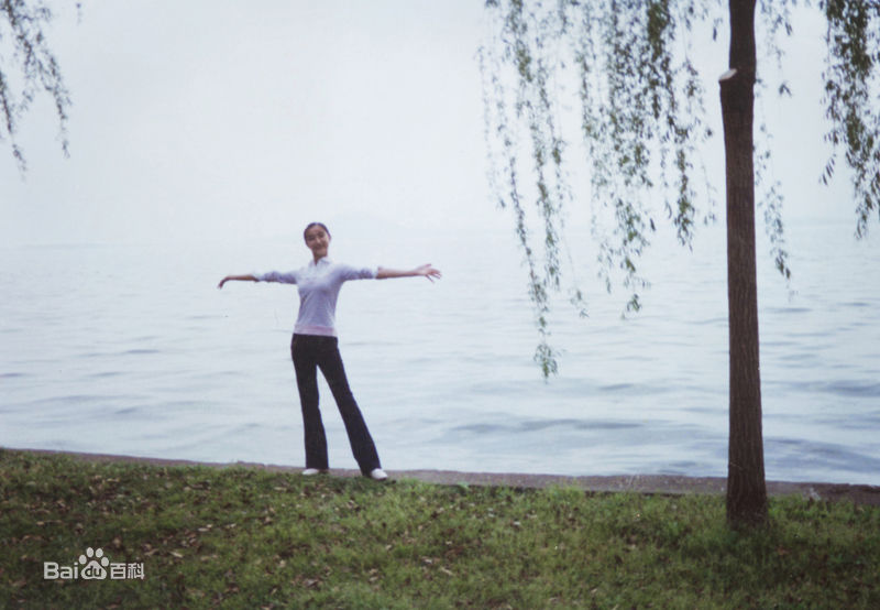 殷叶子早期照片壁纸壁纸