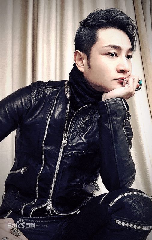 张明明最新图集