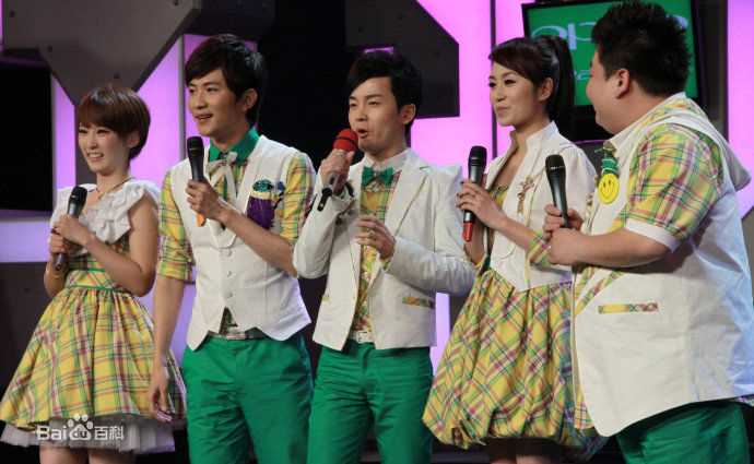 谢楠(Iola)2010.6.5  快乐大本营前后照片