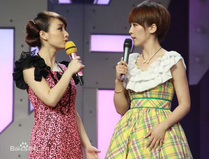 谢楠(Iola)2010.6.5  快乐大本营前后照片