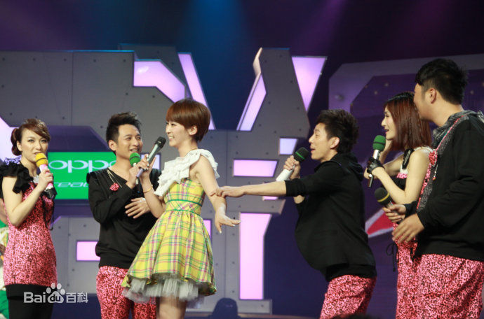 谢楠(Iola)2010.6.5  快乐大本营前后照片