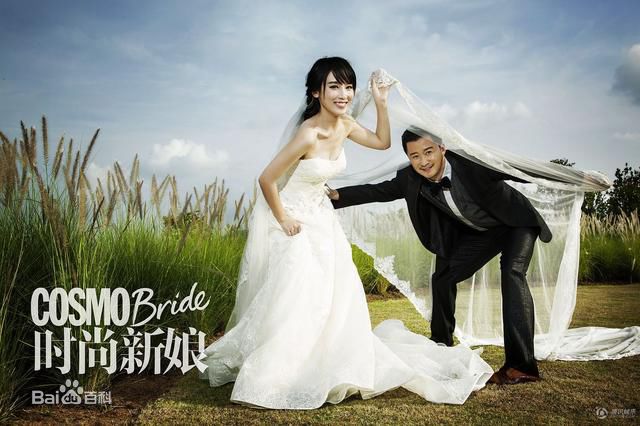 谢楠(Iola)吴京情定:甜蜜婚纱照壁纸壁纸