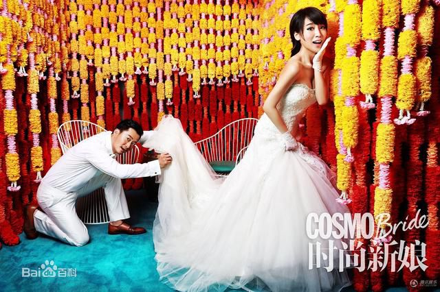 谢楠(Iola)吴京情定:甜蜜婚纱照壁纸壁纸