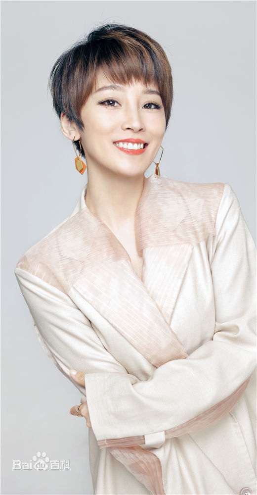 最新谢楠(Iola)性感图片