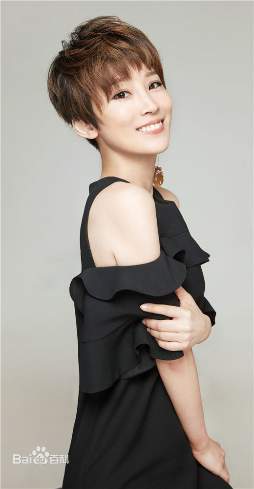 最新谢楠(Iola)性感图片