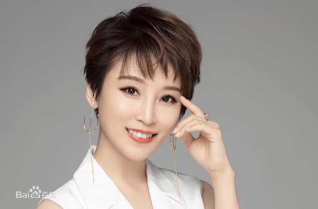 最新谢楠(Iola)性感图片