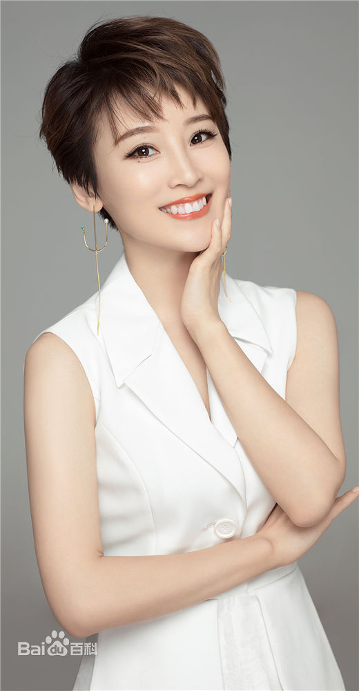 最新谢楠(Iola)性感图片