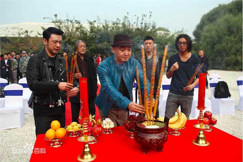 张翀片场照图片图集