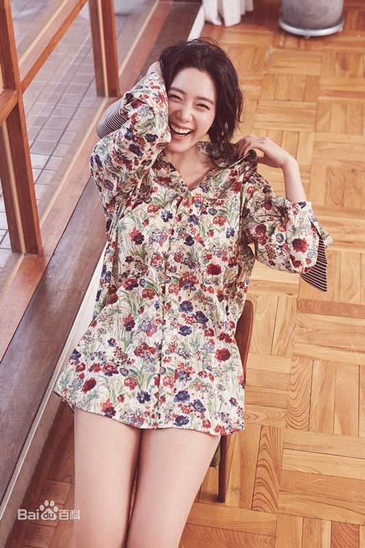 李成敏(CLARA LEE、克拉拉)最全clara图片相册