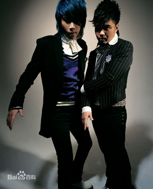 卢庚戌(lou geng sed)水木年华组合照片性感图片图集