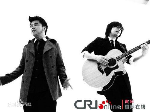 卢庚戌(lou geng sed)水木年华组合照片性感图片图集