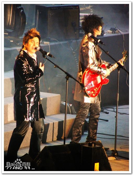 卢庚戌(lou geng sed)水木年华组合照片性感图片图集