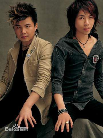 卢庚戌(lou geng sed)水木年华组合照片性感图片图集