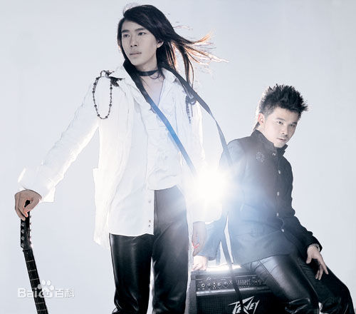 卢庚戌(lou geng sed)水木年华组合照片性感图片图集