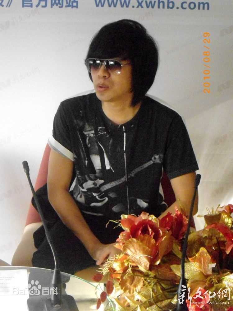 最优质卢庚戌(lou geng sed)生活照