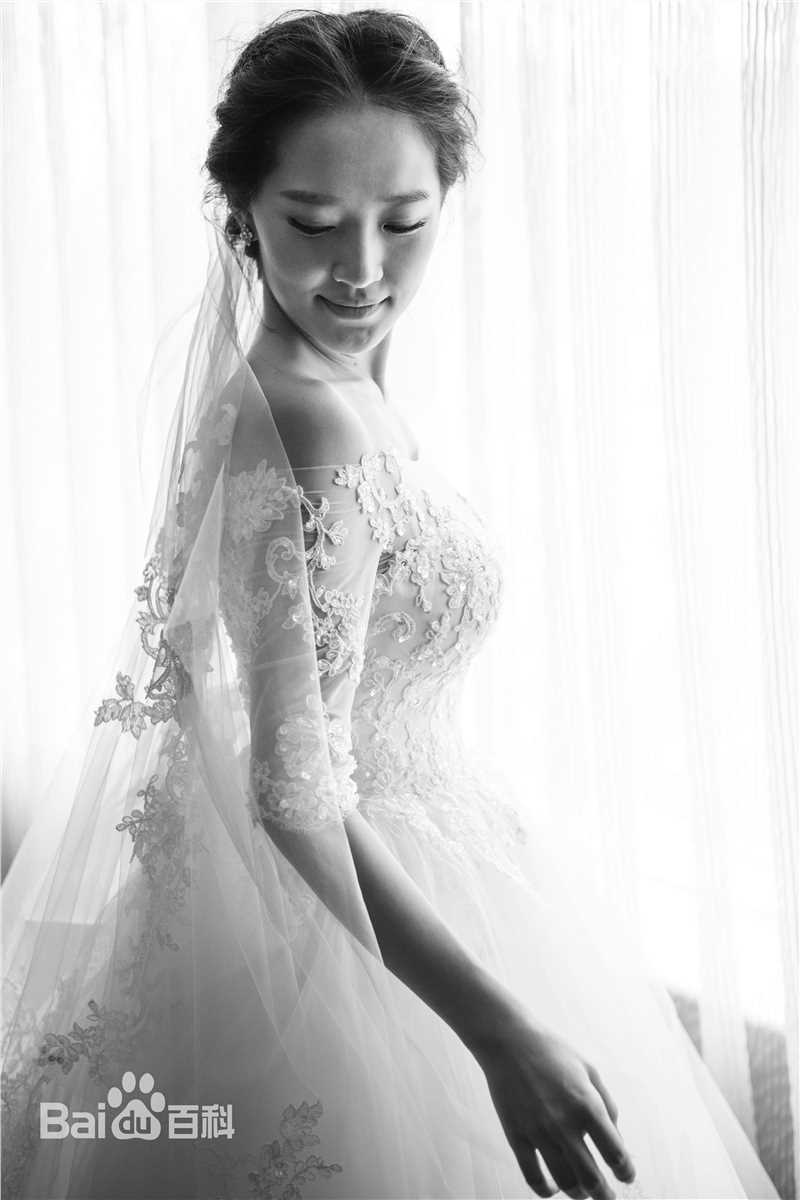 秦子越婚纱图册