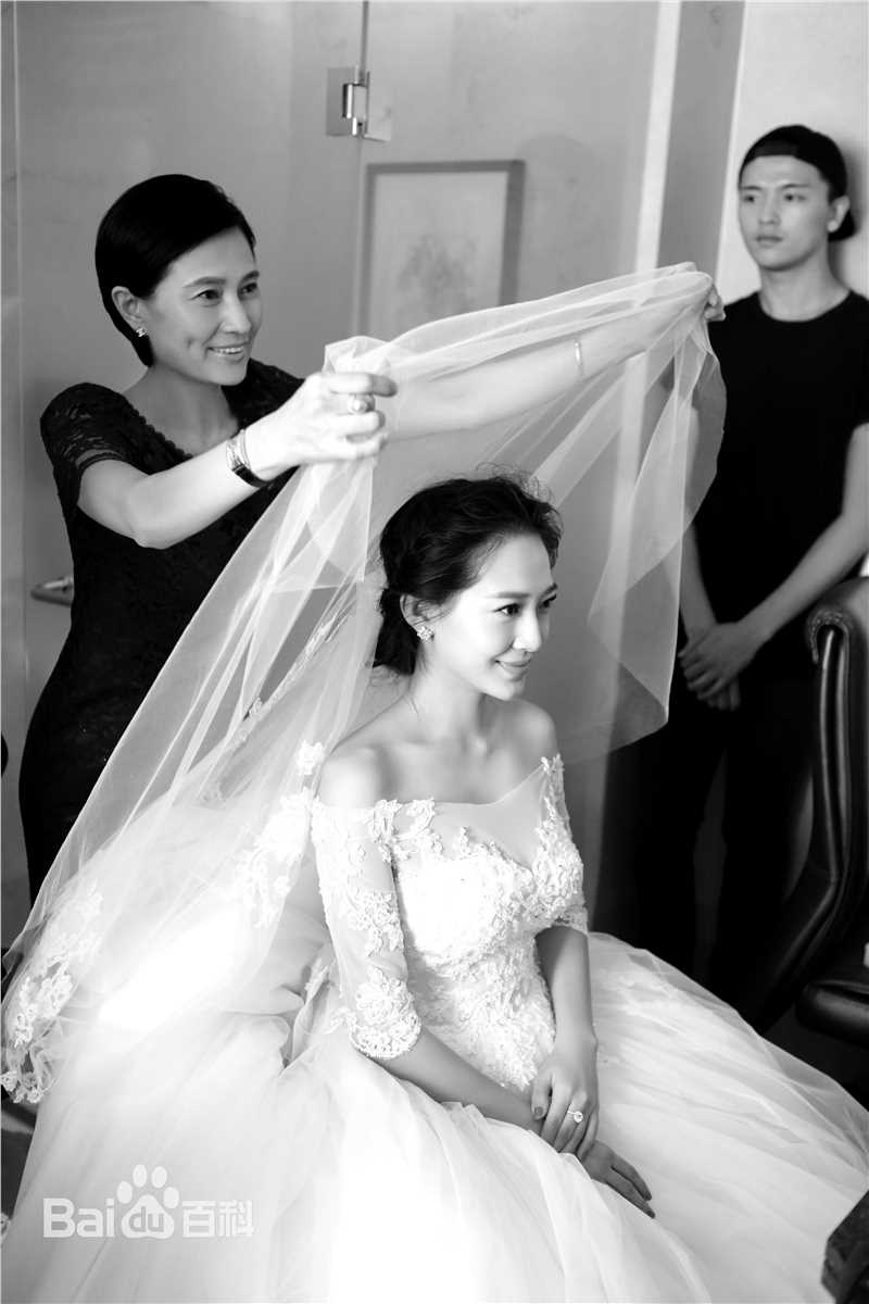 秦子越婚纱图册