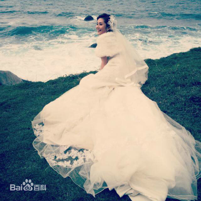 王宇婕(Margaret Wang)2015年1月份新戏世间情饰演王晶晶图册