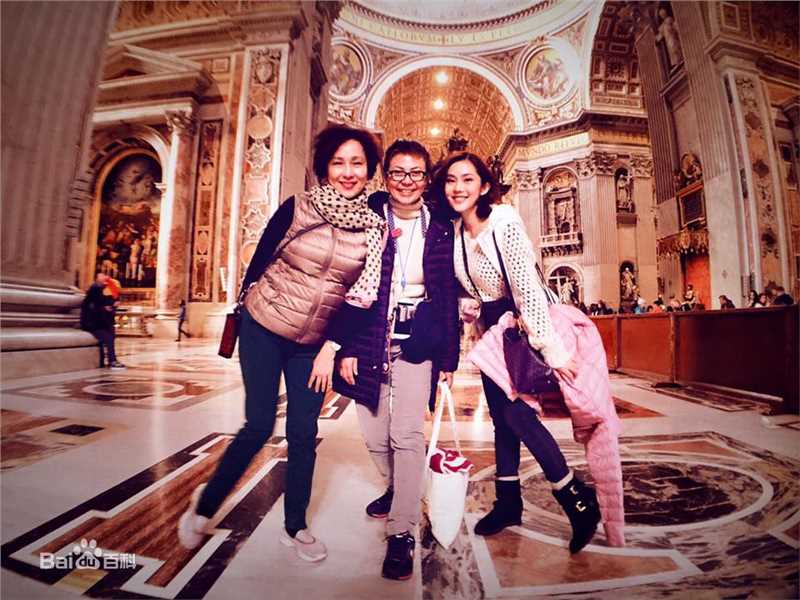 王宇婕(Margaret Wang)2015年11月底跟妈妈去欧洲美图图册