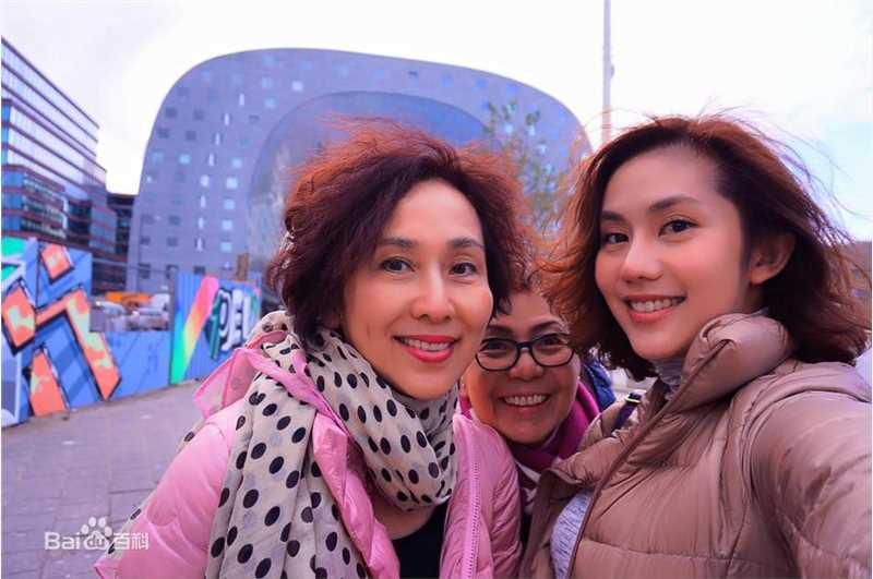 王宇婕(Margaret Wang)2015年11月底跟妈妈去欧洲美图图册