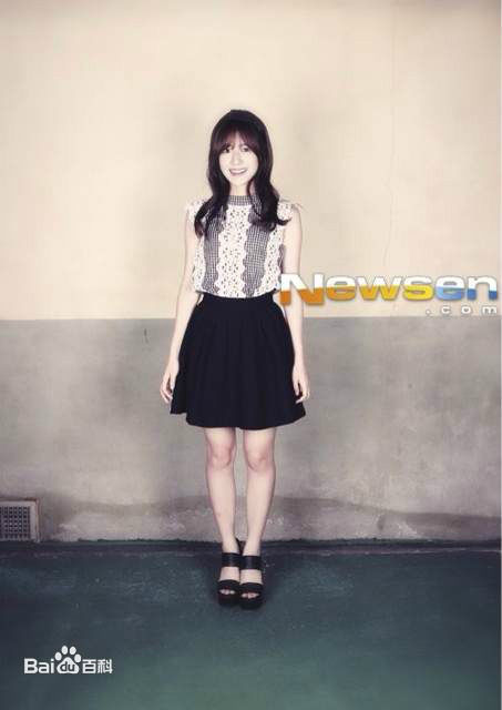 崔智友（本名）(，Choi JiWoo)智友生活照