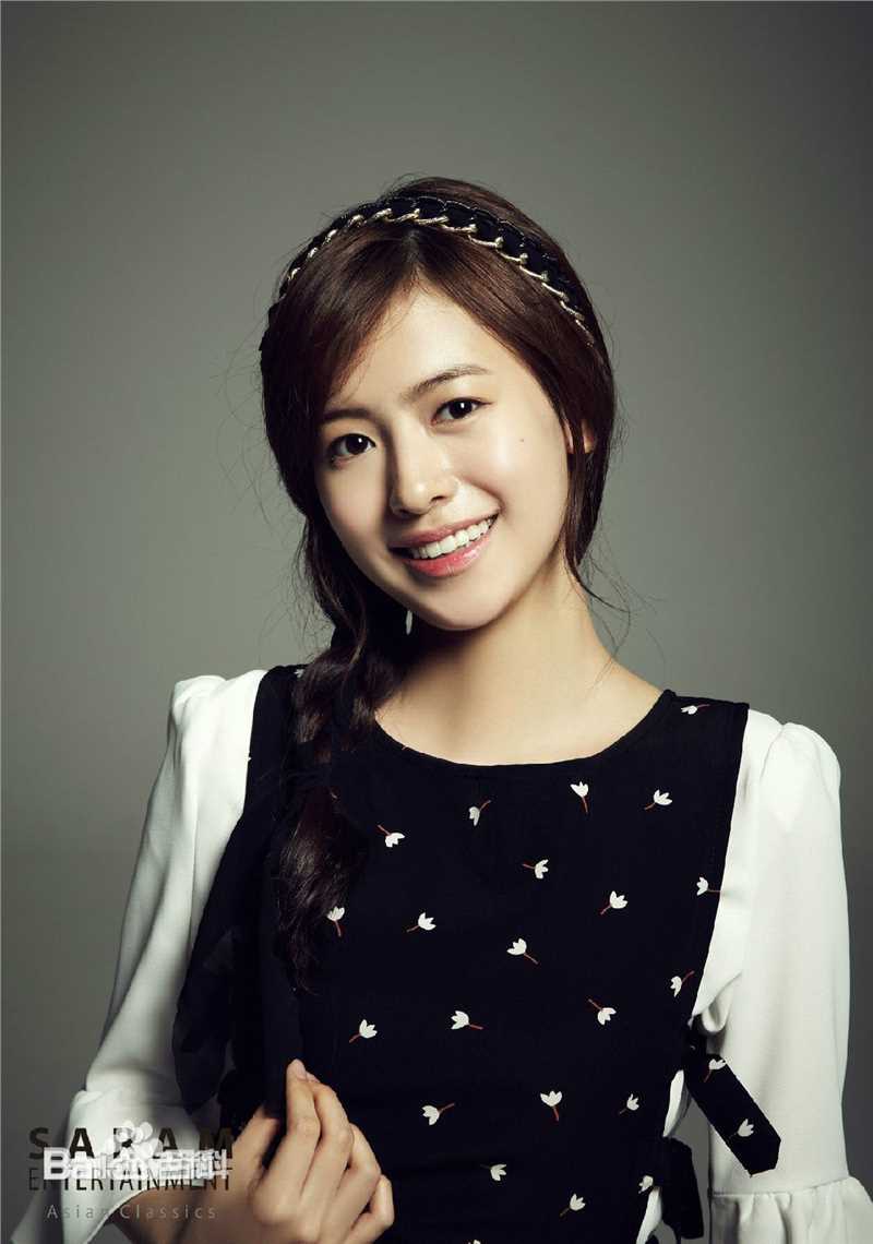 崔智友（本名）(，Choi JiWoo)智友生活照