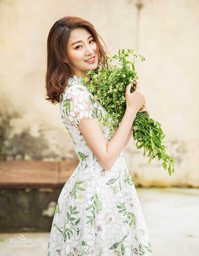 最全侯梦莎素颜照