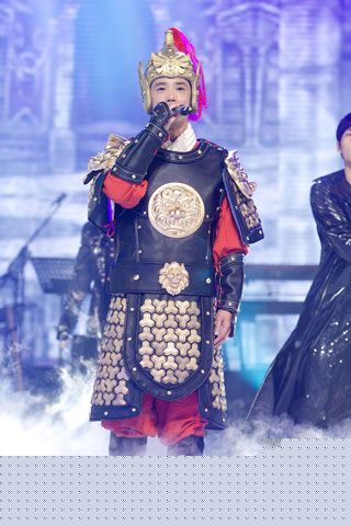 精选李楠在山东卫视《歌声传奇》中的图册