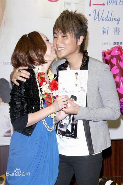 季芹(Chi Chin)家庭照前后照片