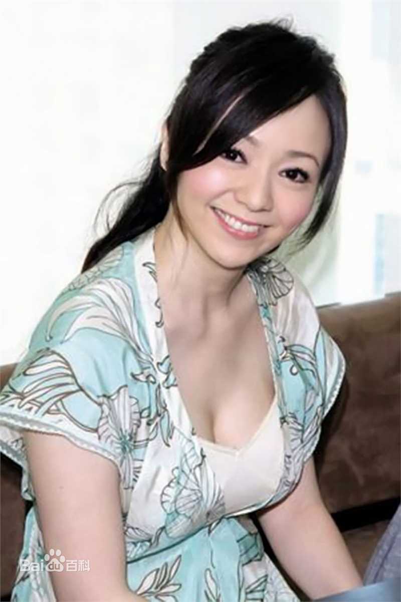 季芹(Chi Chin)生活照图册