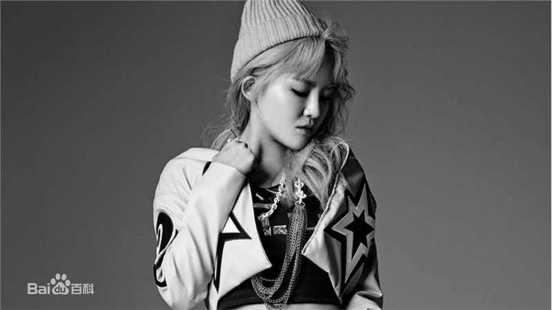 陈梓童(Tifa Chen、A.K.A Queen.T)最新 图集