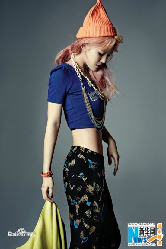 陈梓童(Tifa Chen、A.K.A Queen.T)最新 图集