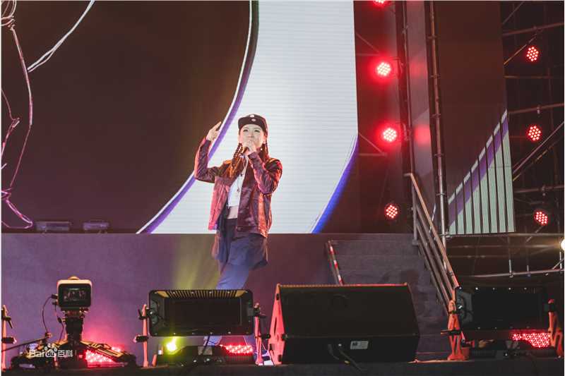 陈梓童(Tifa Chen、A.K.A Queen.T)中国好声音“冠军之夜”西安演唱会 生活照