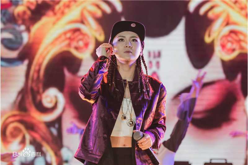 陈梓童(Tifa Chen、A.K.A Queen.T)中国好声音“冠军之夜”西安演唱会 生活照