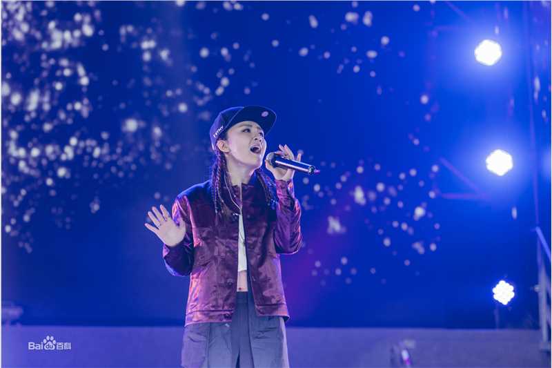 陈梓童(Tifa Chen、A.K.A Queen.T)中国好声音“冠军之夜”西安演唱会 生活照