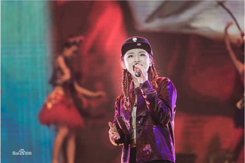 陈梓童(Tifa Chen、A.K.A Queen.T)中国好声音“冠军之夜”西安演唱会 生活照