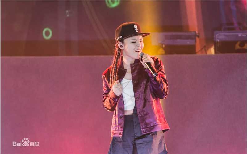 陈梓童(Tifa Chen、A.K.A Queen.T)中国好声音“冠军之夜”西安演唱会 生活照