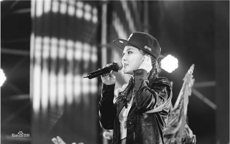 陈梓童(Tifa Chen、A.K.A Queen.T)中国好声音“冠军之夜”西安演唱会 生活照