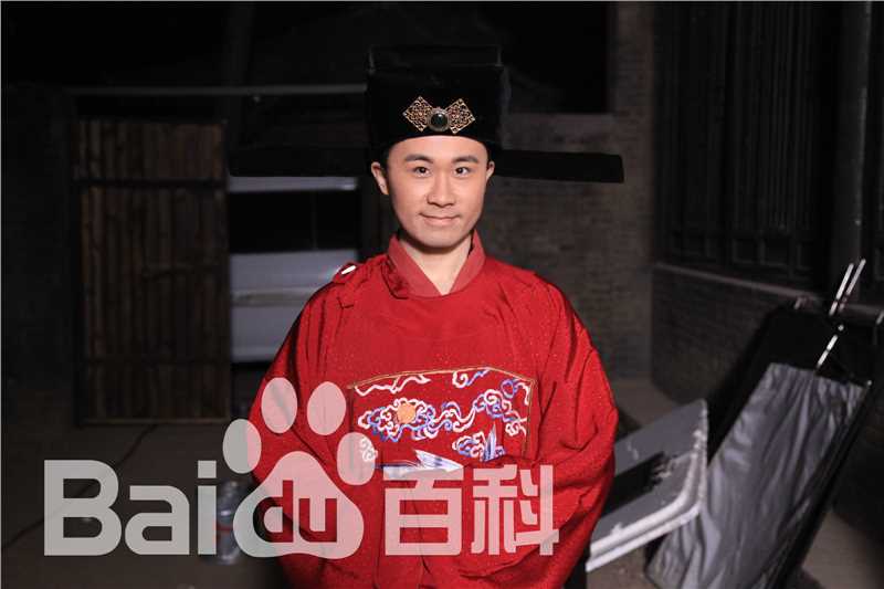 鞭鞭于白水报告老板！贺岁篇生活照