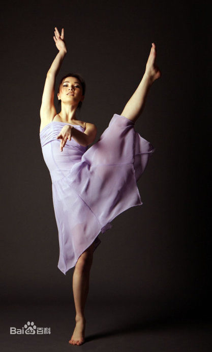 王艺曈(Carrie Wang)选美照片生活照