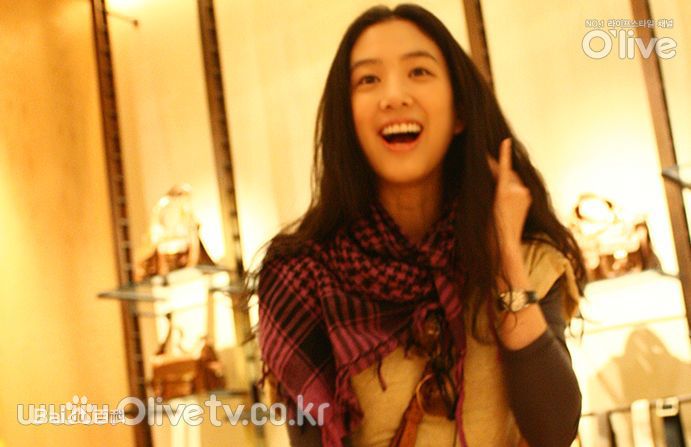 精选郑丽媛(，Jung Ryeo Won)精彩图册