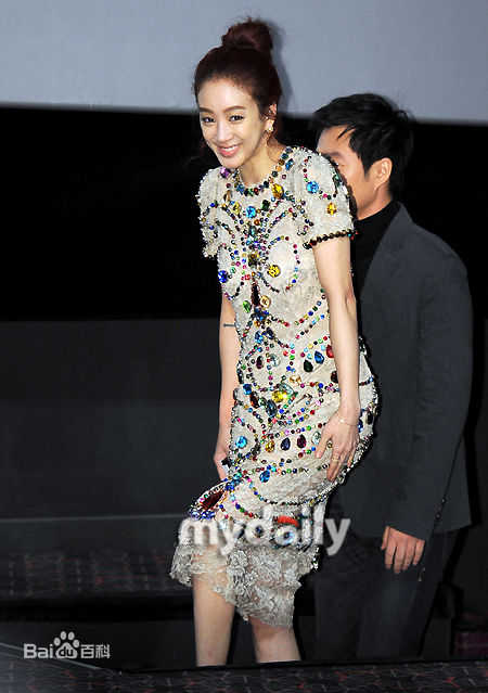 精选郑丽媛(，Jung Ryeo Won)精彩图册